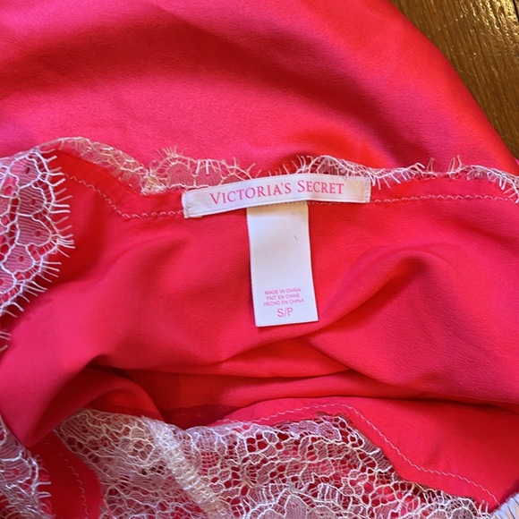 Lace Trim Pink Chemise Victoria’s Secret - Picture 3 of 3